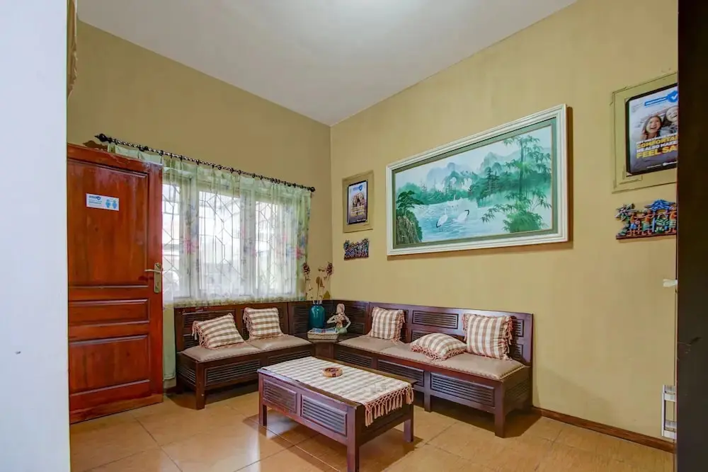 Кепанджен: Melati House Syariah by OYO Rooms