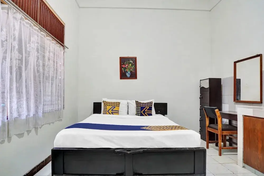 Маланг: SPOT ON 90539 Taman Borobudur Guest House Syariah