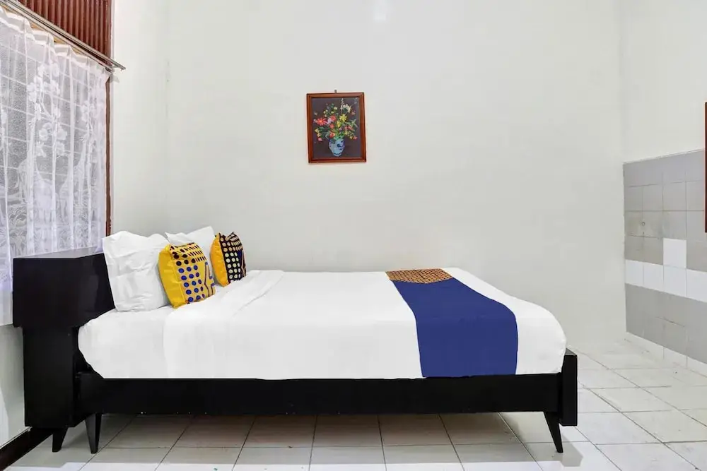 Маланг: SPOT ON 90539 Taman Borobudur Guest House Syariah