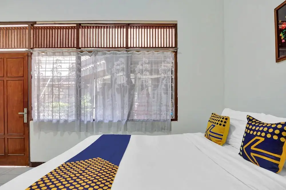 Маланг: SPOT ON 90539 Taman Borobudur Guest House Syariah