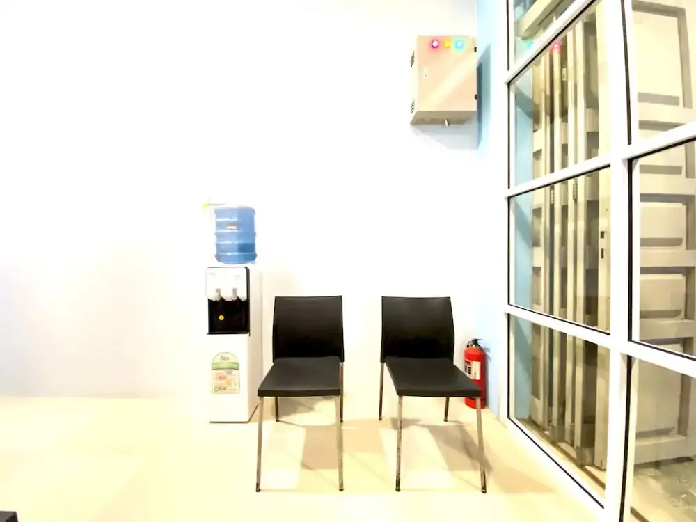 Паданг: Guesthouse Pagi Sore Syariah by OYO Rooms