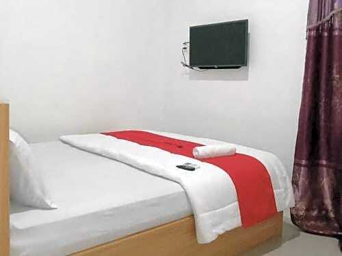 Медан: RedDoorz near Brastagi Supermarket Medan