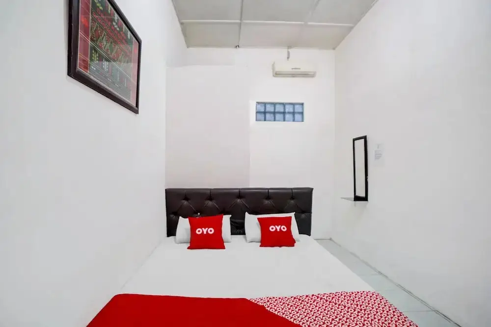 Медан: Darussalam Inn By Oyo Room