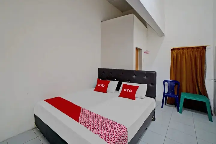 Медан: Darussalam Inn By Oyo Room