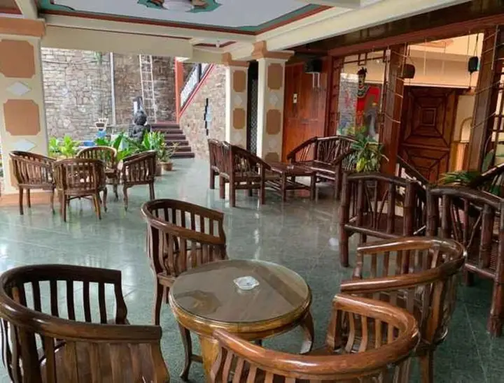 Бату: OYO 90247 Hotel Palereman Soerabaia
