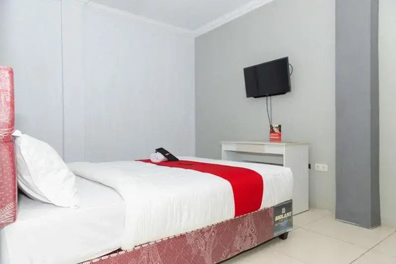 Манадо: RedDoorz Plus Near Transmart Kairagi Dua Manado