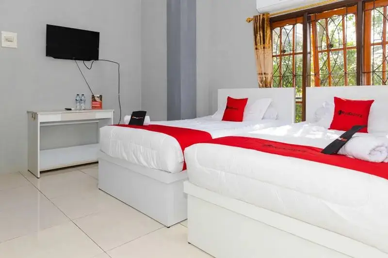 Манадо: RedDoorz Plus Near Transmart Kairagi Dua Manado