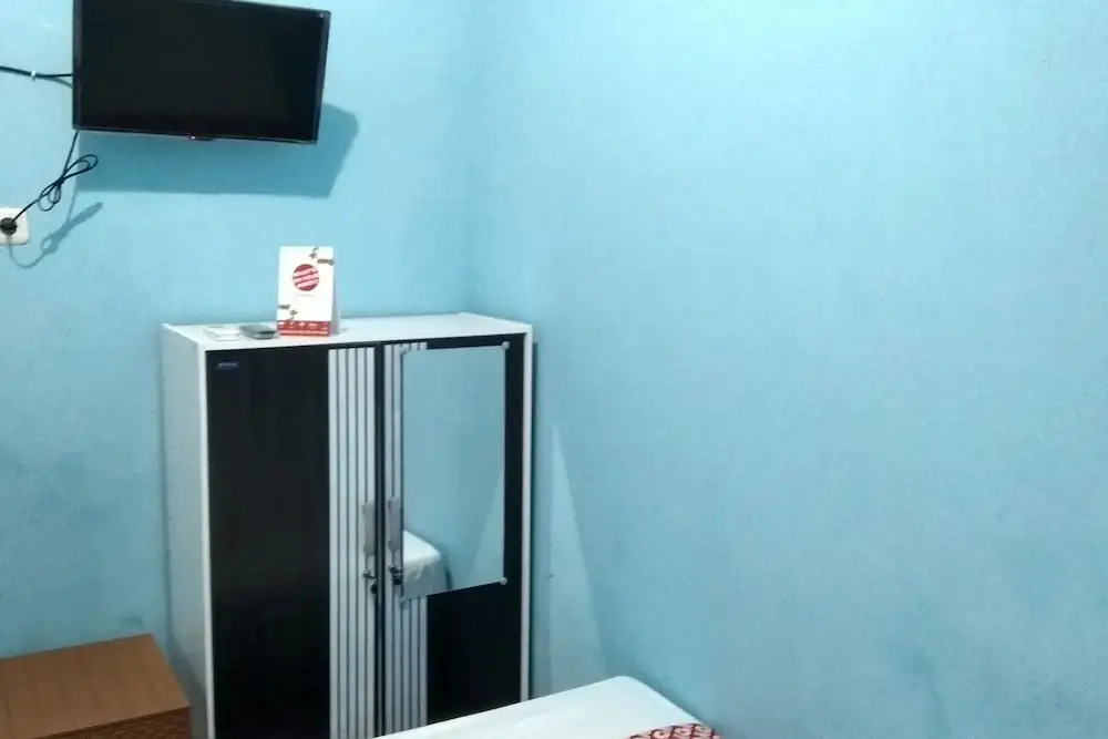 Макассар: Homestay 47 Latanete By Oyo Room
