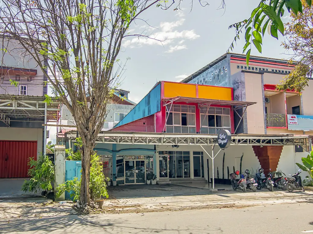 Палу: Hotel Syariah Andalas Palu by Reddoors