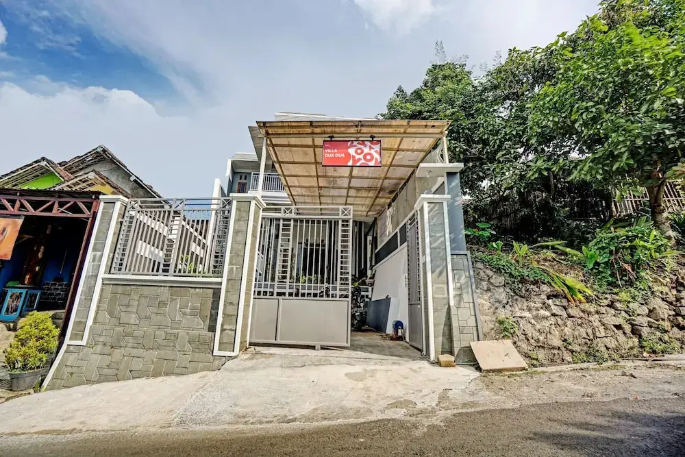 Бату: Villa Dua Dua by OYO Rooms