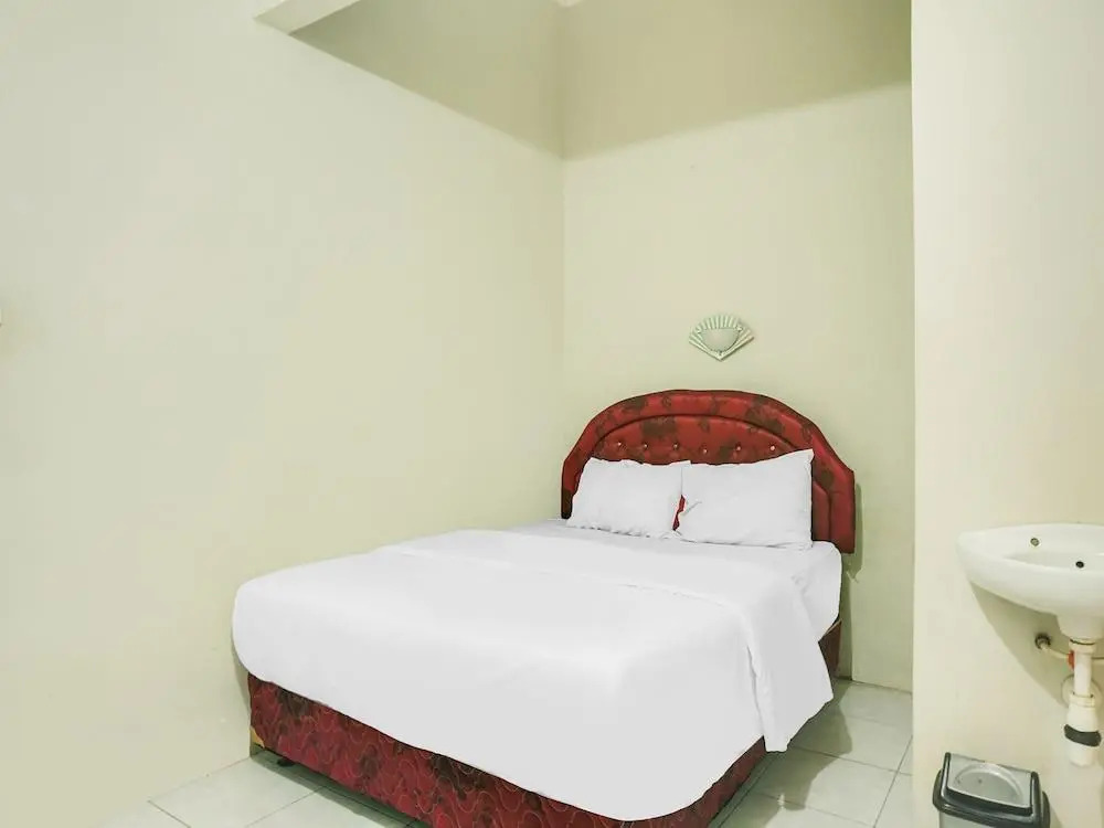 Мартапура: Garuda Guest House By Oyo Room