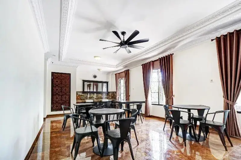 Маланг: Sultan Guest House By Oyo Room