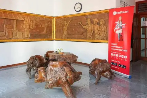 Нганджук: RedDoorz Plus @ Alun Alun Nganjuk