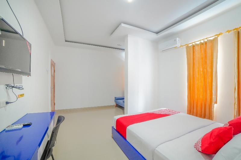 Медан: Anara Residence & Guest House by OYO Rooms