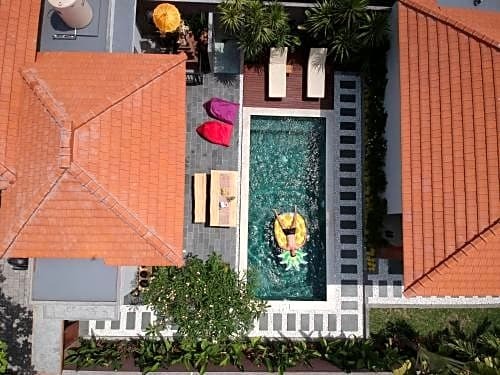 Керобокан: Antara House