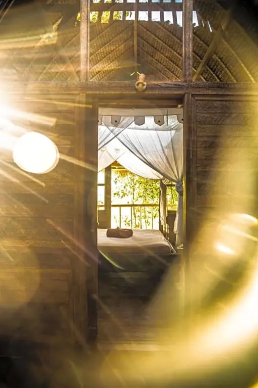 Унгасан: Vertical House Bali