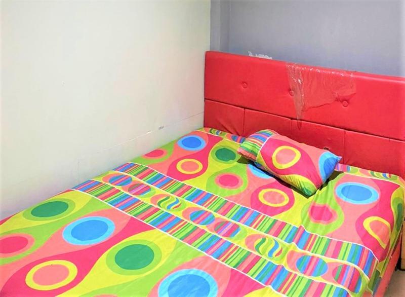 Макассар: OYO 91182 Kos'ta Homestay Makassar