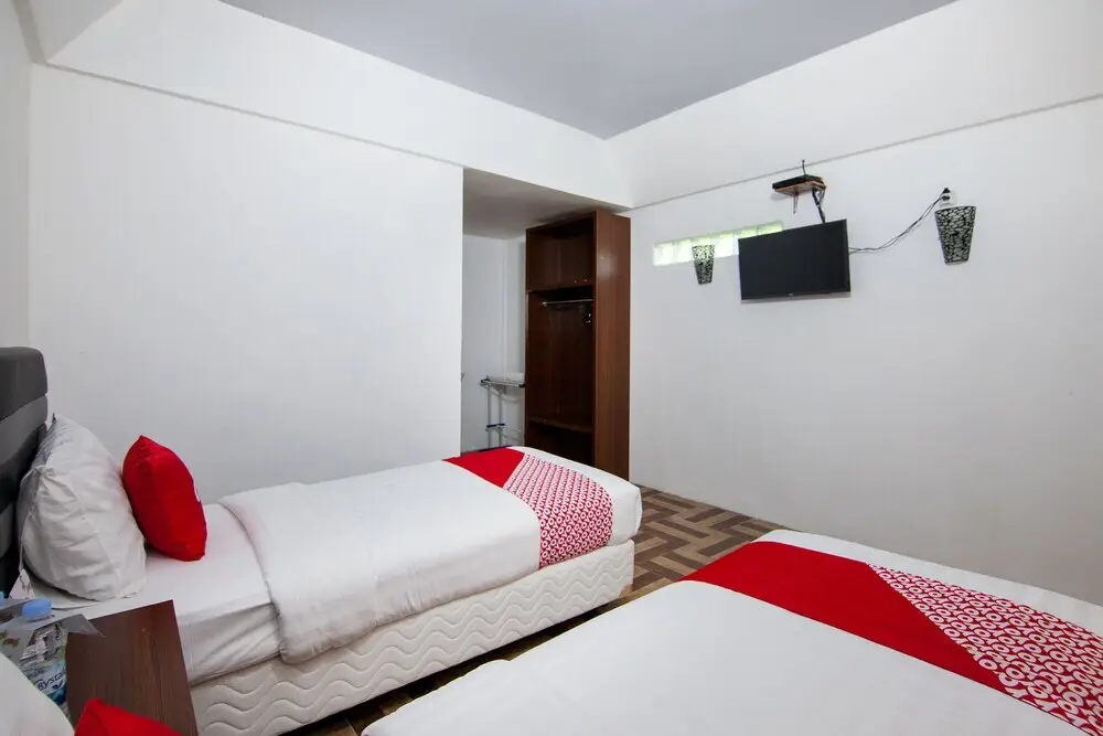 Озеро Тоба: Dg Inn by OYO Rooms