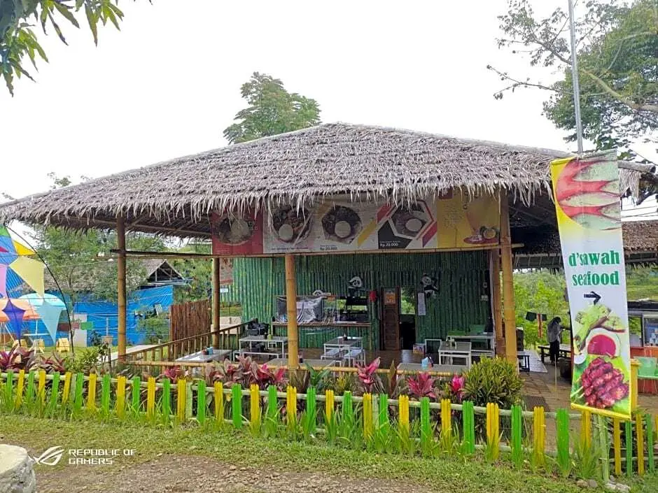 Малино: Rumah Kurcaci D'Sawah