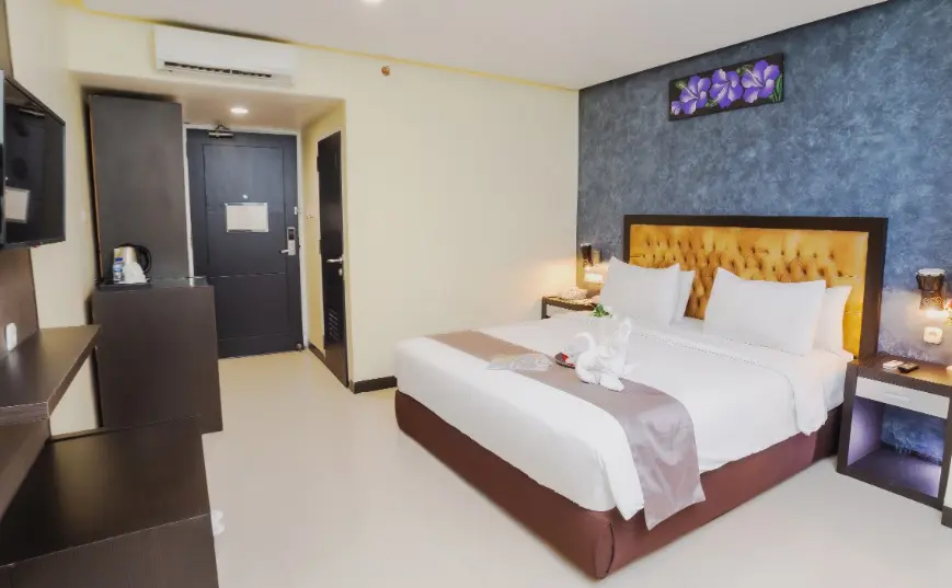 Джаяпура: Parkside Star Hotel Waena