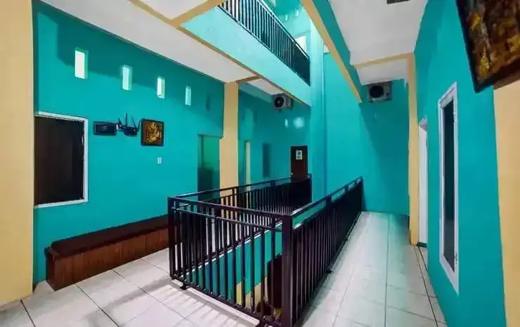 Медан: Indah Guest House by OYO Rooms