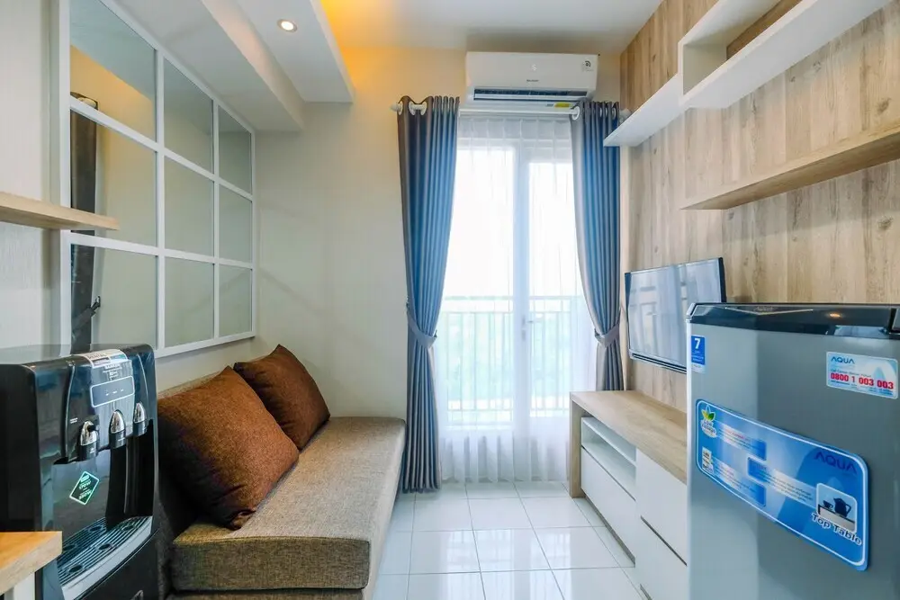 Сукарайя: Podomoro Golf View Apartment By Travelio