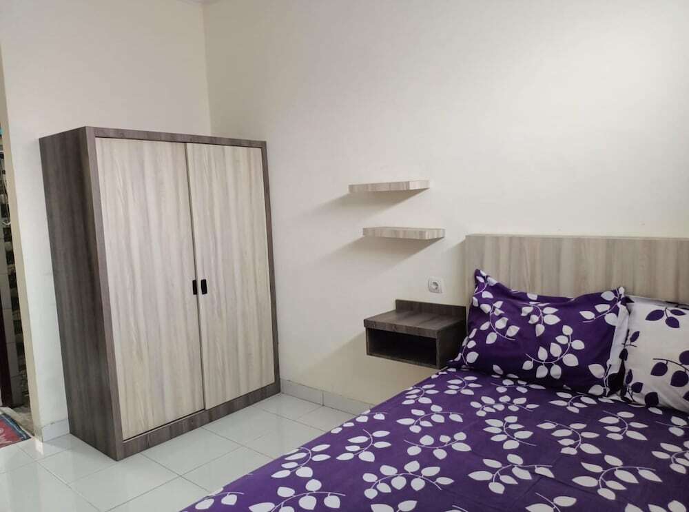 Моджокерто: OYO 91332 City-m Urban Homestay Syariah