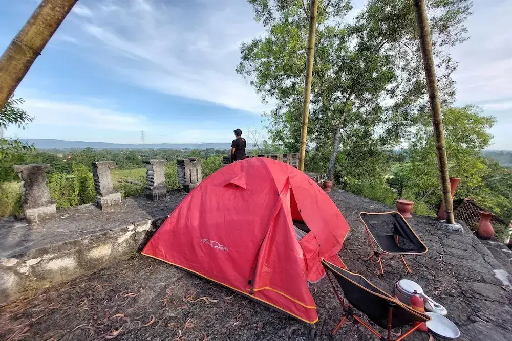 Бантул: Camping Ground Gunung Mijil Hils