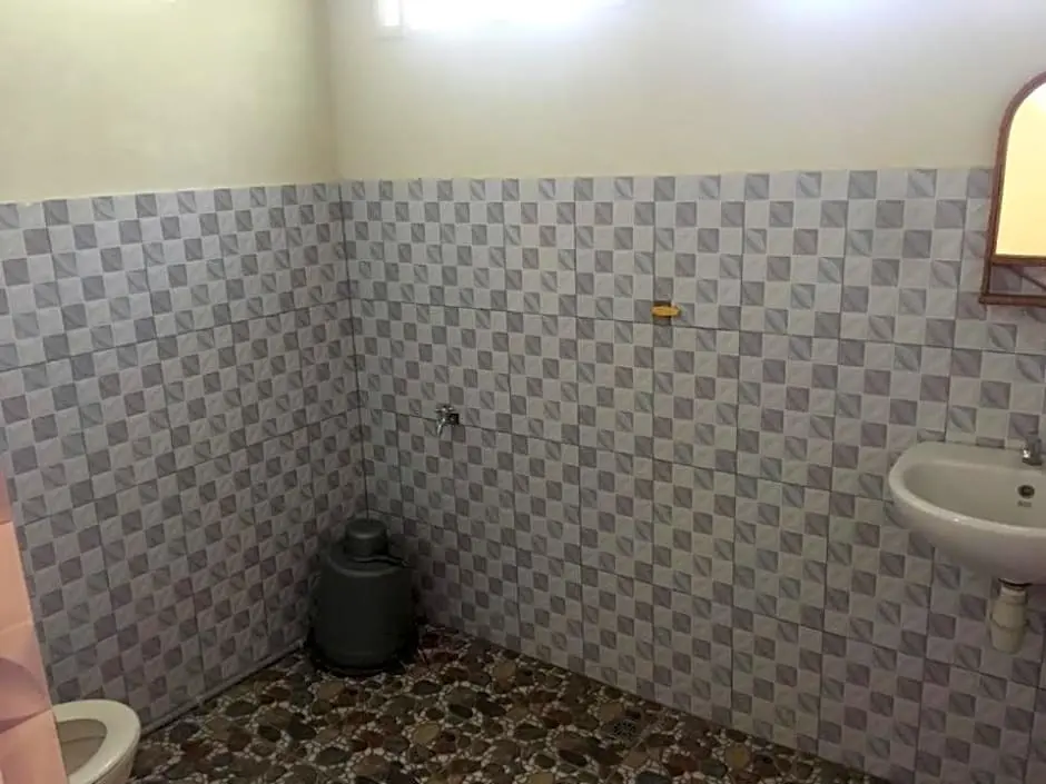 Букит Лаванг: Sahnan Guest House