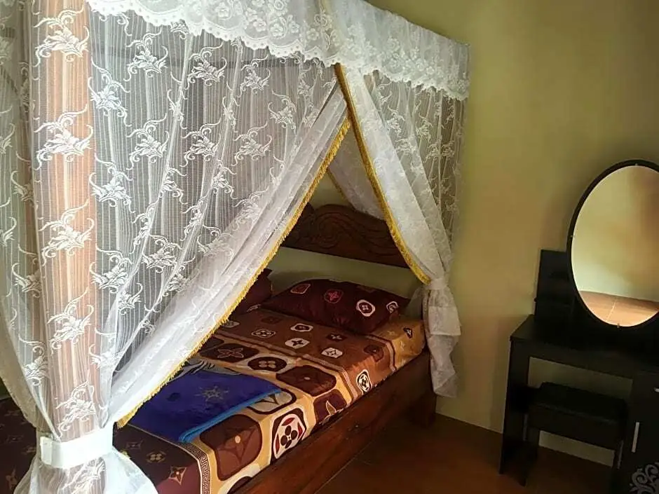 Букит Лаванг: Sahnan Guest House