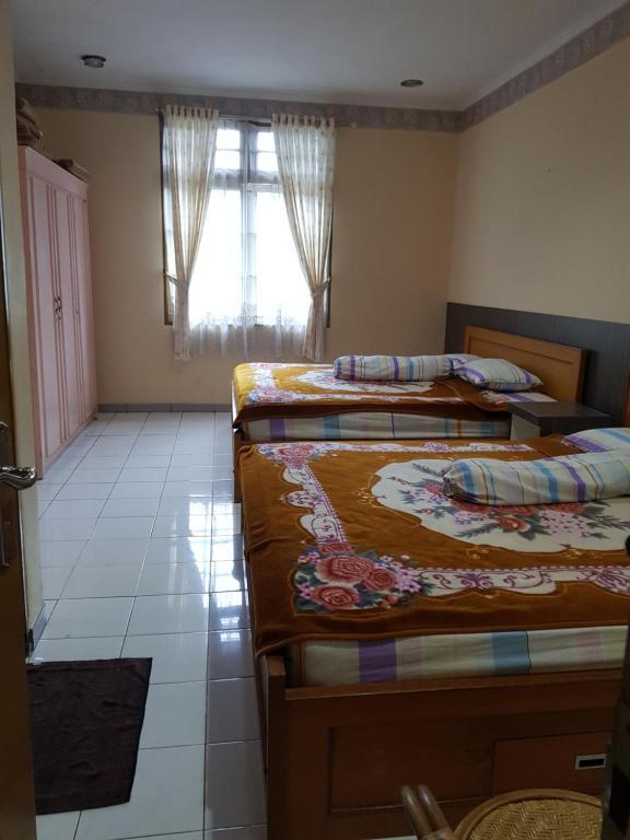 Читарингул: Villa Mawar Bumi Citeko