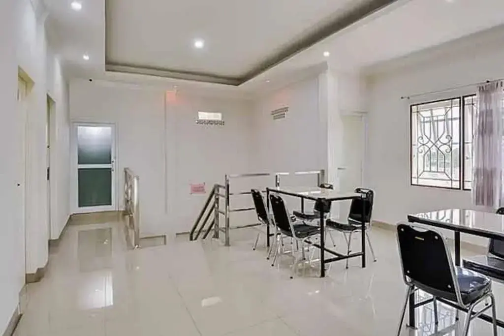 Палембанг: RedDoorz near Palembang Airport 2