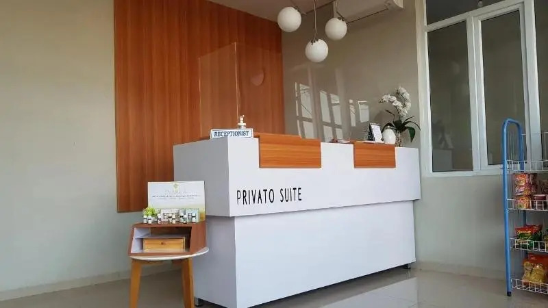 Пурвокерто: Privato Suite by OYO Rooms
