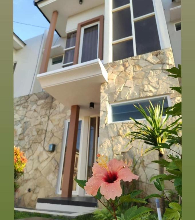 Бату: Villa Batu 3F