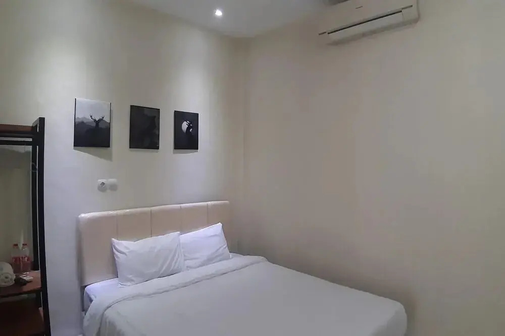 Сидоарджо: Corner Guest House by Oyo Rooms