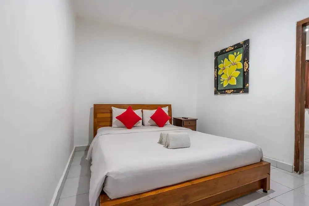 Денпасар: Ganandra Stay Denpasar