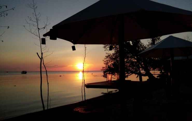 Мойо: Maryan Moyo Bungalows Bar & Resto