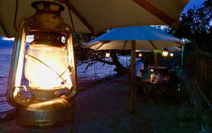 Мойо: Maryan Moyo Bungalows Bar & Resto