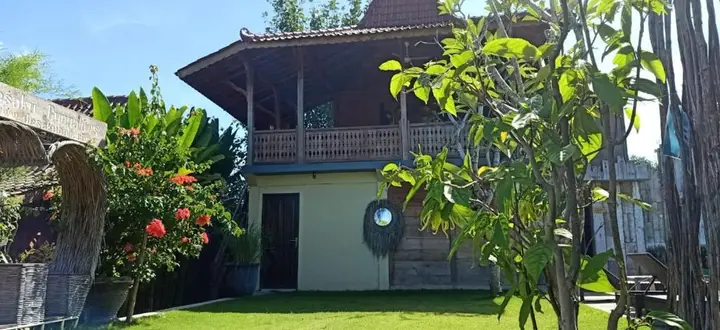 Чангу: Desaku Bungalows