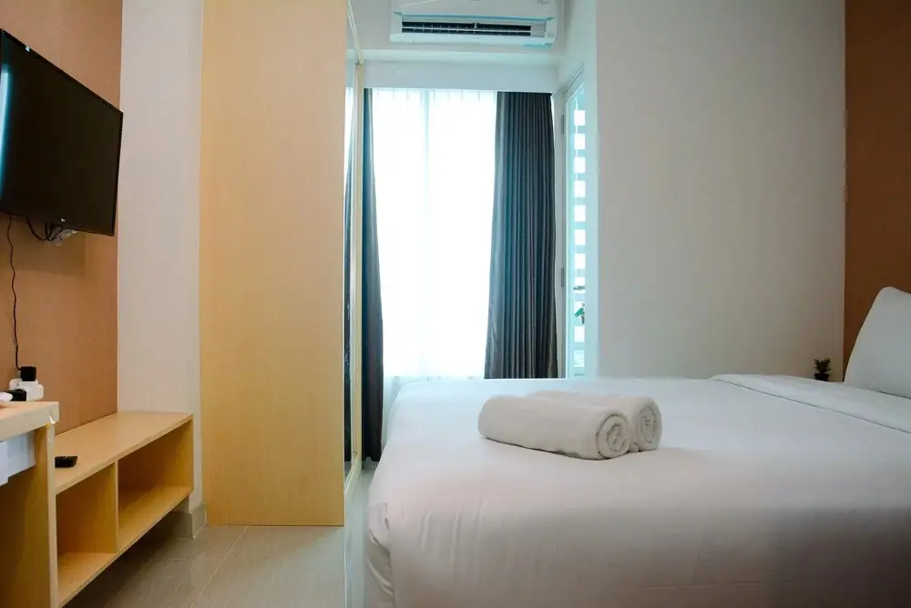 Бекаси: Minimalist and Homey 1BR Grand Kamala Lagoon Apartment