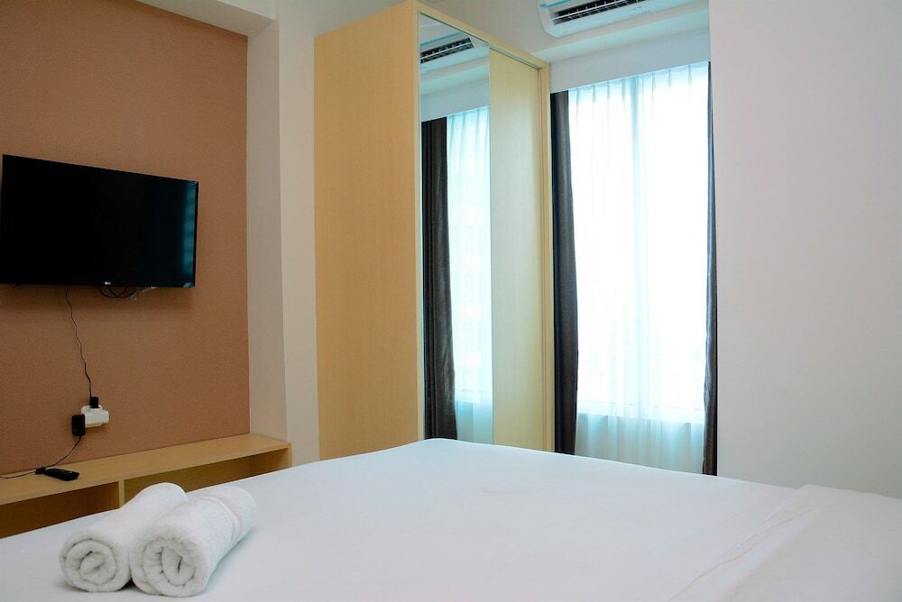 Бекаси: Minimalist and Homey 1BR Grand Kamala Lagoon Apartment