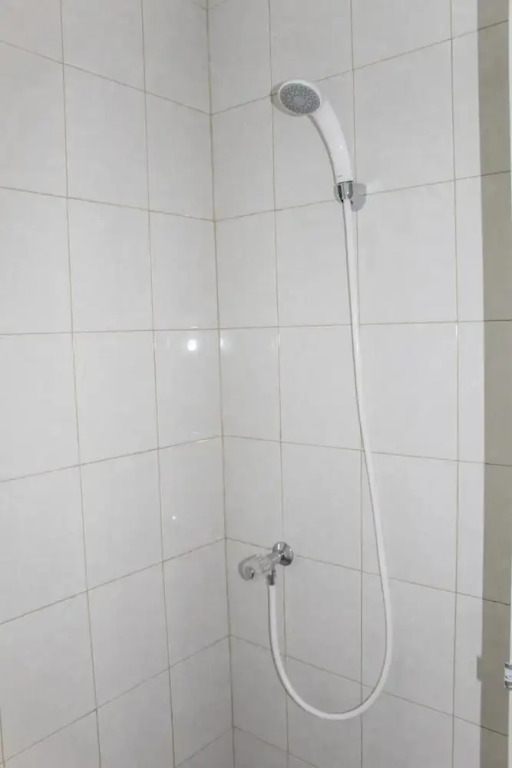 Тангеранг: Minimalist Studio Apartment at Poris 88 with City View