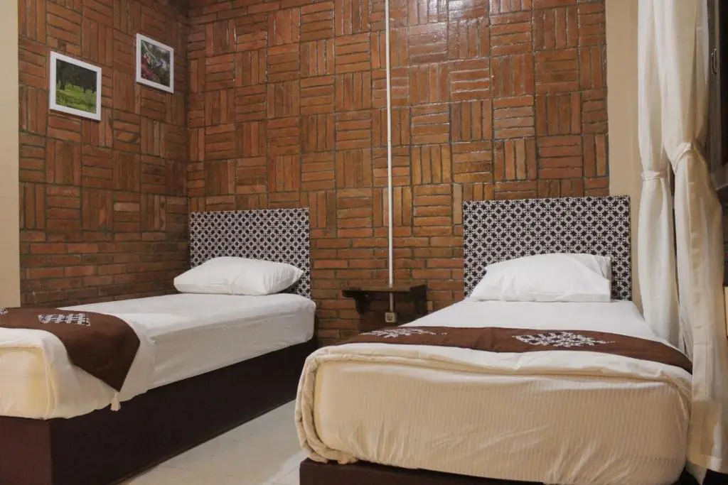 Депок: Kemala Moeslem Hotel