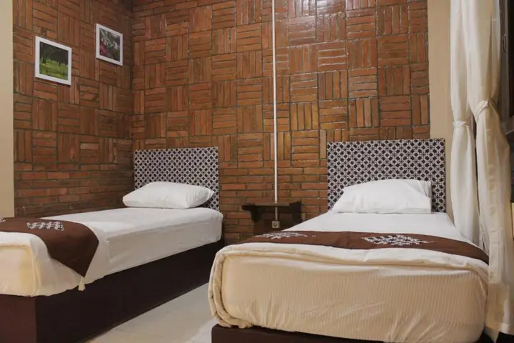 Депок: Kemala Moeslem Hotel
