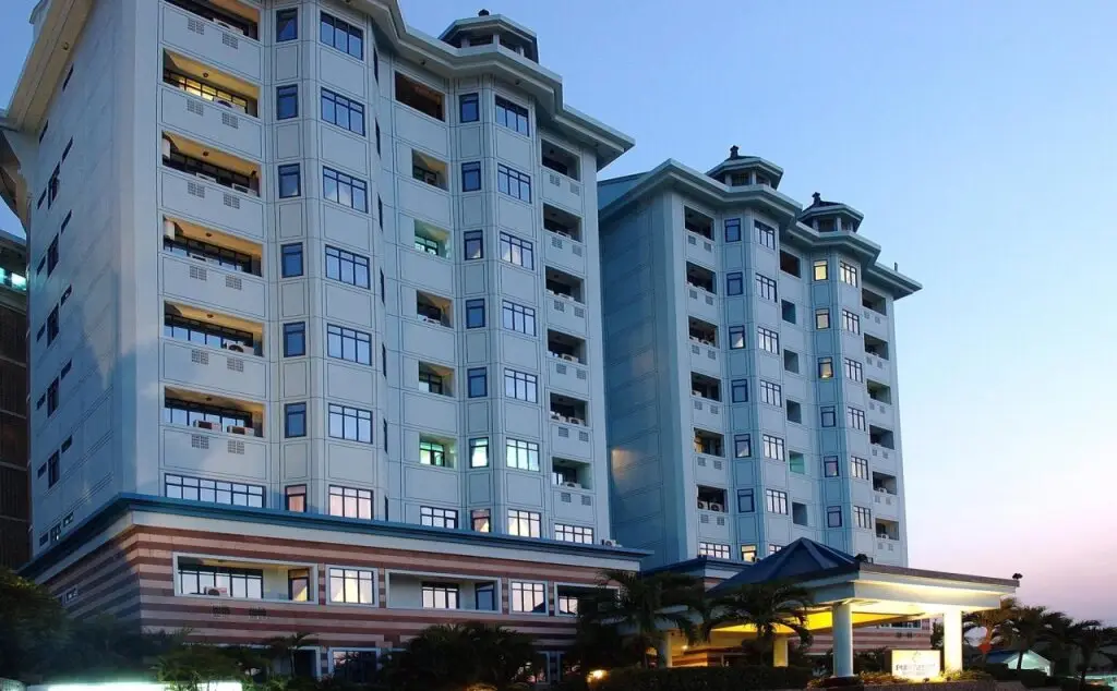 Сурабая: Puri Darmo Serviced Residences