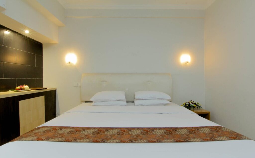 Депок: University Hotel Yogyakarta