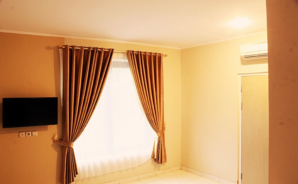 Чиребон: C Hotel Cirebon