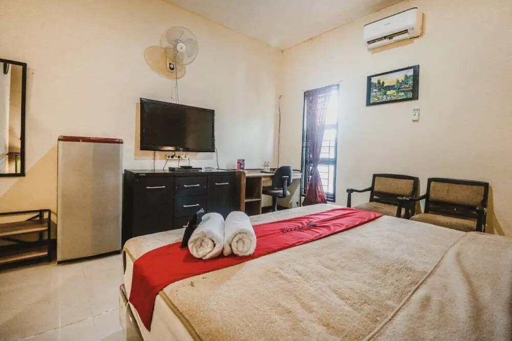 Медан: RedDoorz near RS USU Medan 3