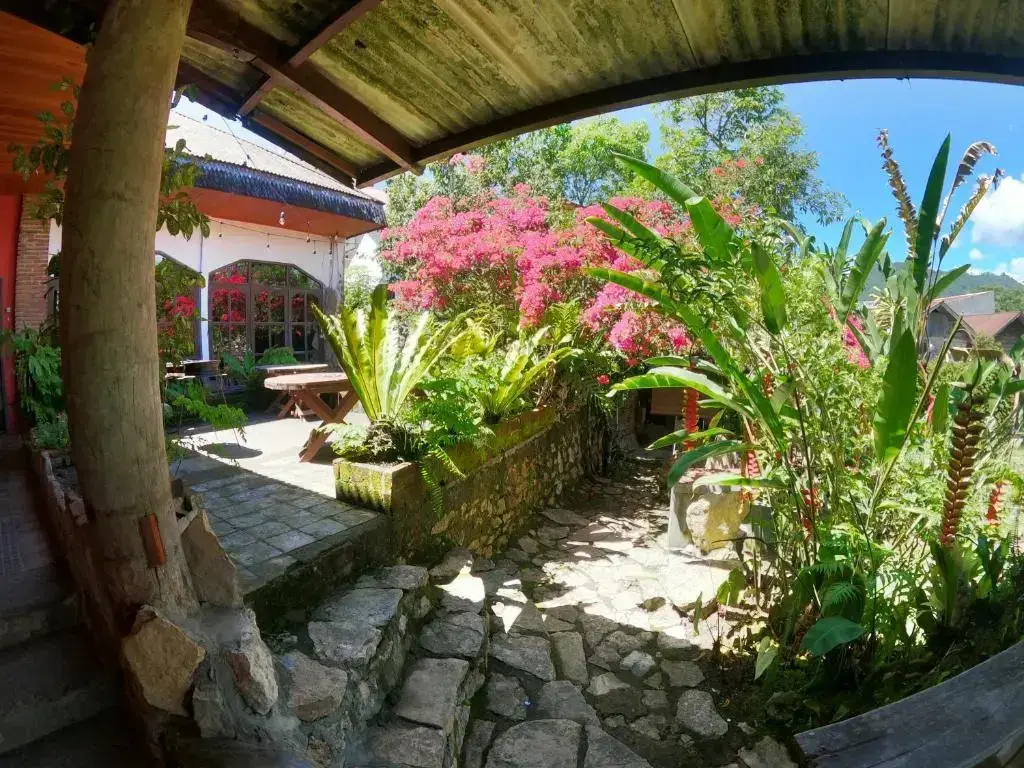 Рантепао: Pias Poppies Hotel