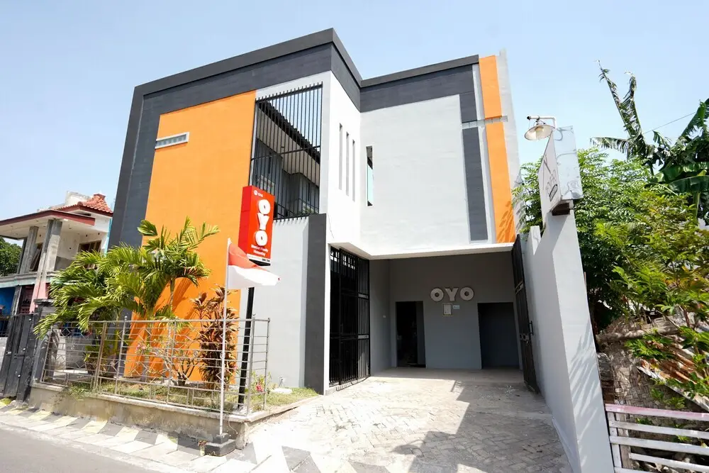 Проболинго: Mentari Family Homestay by OYO Rooms